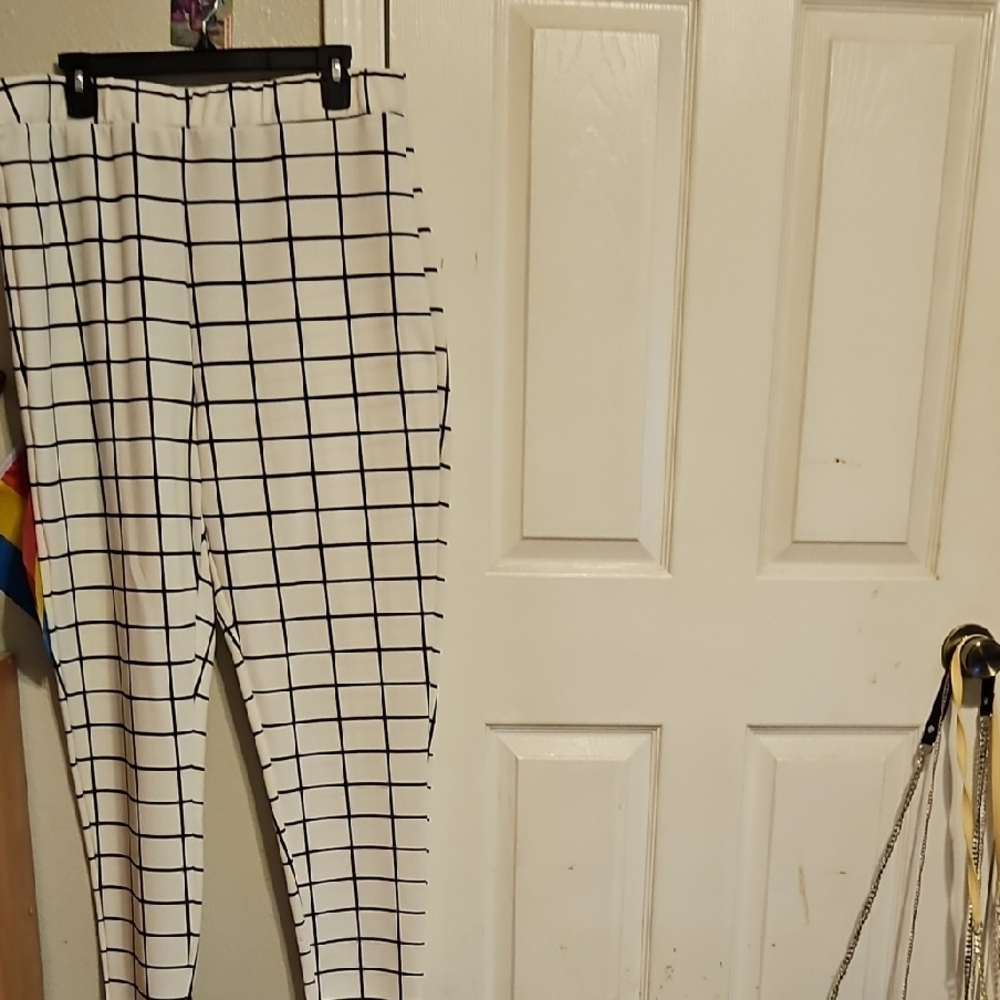 SHEIN Black and White Grid Pantsuit